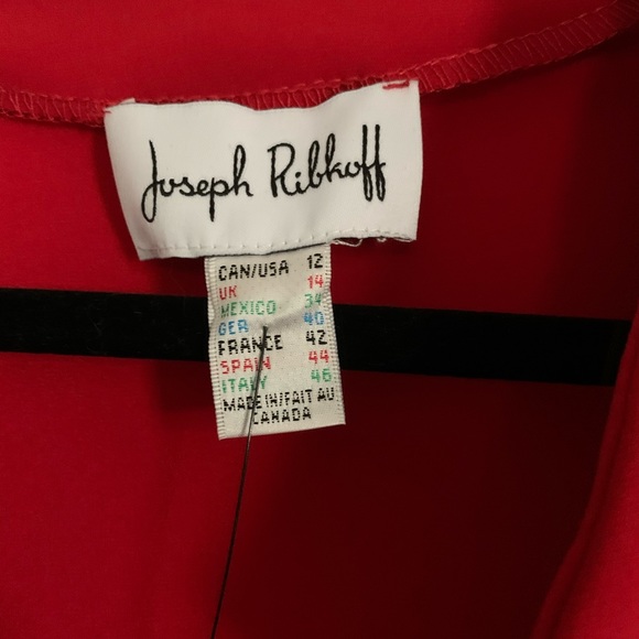 Red women’s half blazer/ cover-up - Picture 5 of 7